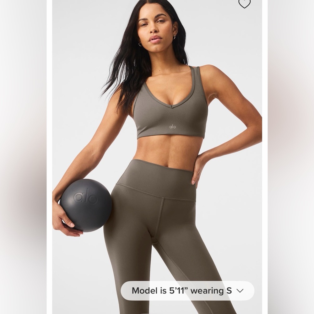 ALO- The Airlift Ribbed Jump Start V-Neck. olive tree limited color drop! - Picture 5 of 5